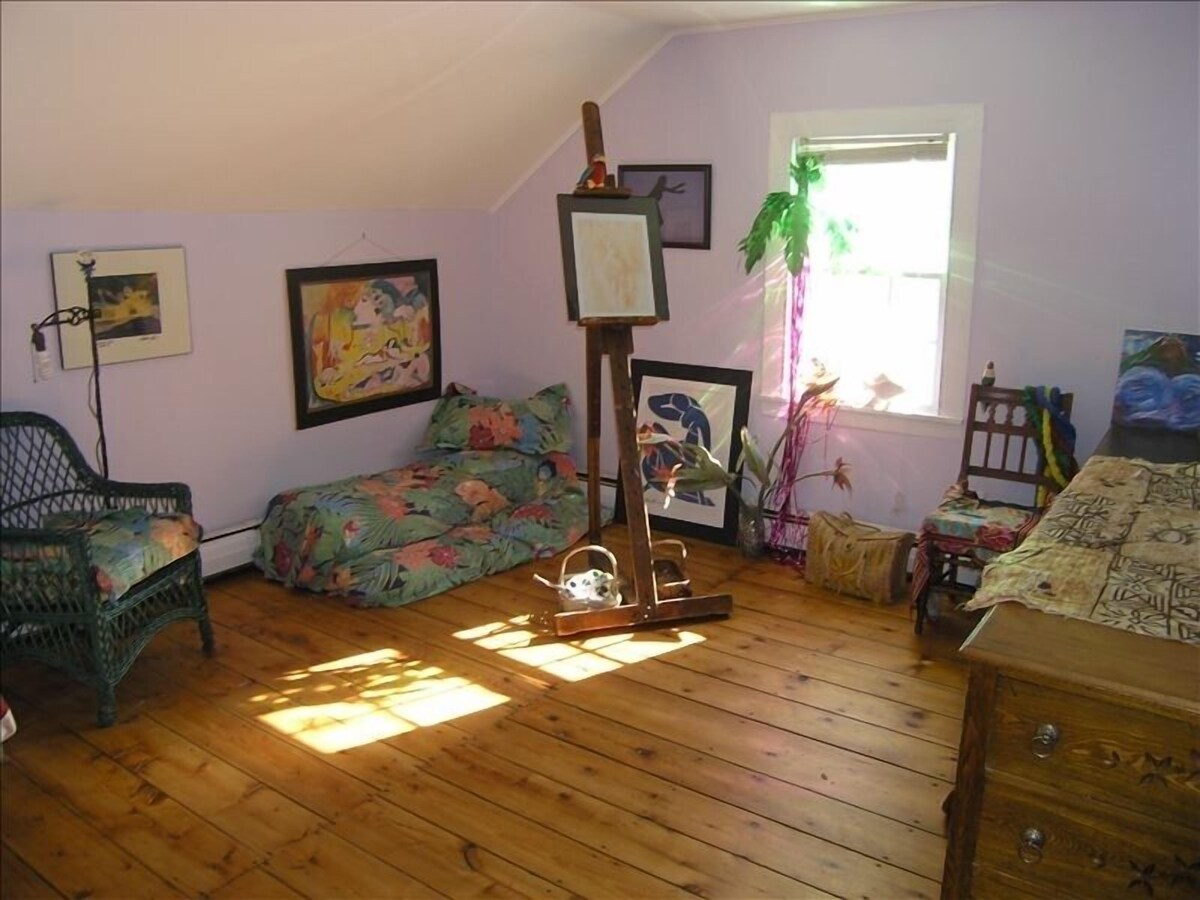 Main Image