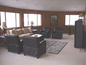 Upstairs Family Living Area with 60 in projection TV, Xbox