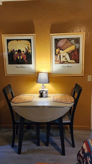 Dining area
