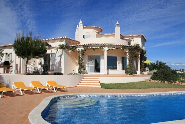 Pool and villa