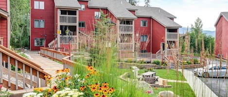 Exterior of Indian Peaks