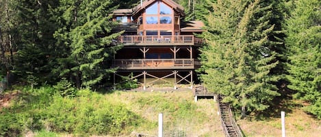 Kokanee Cabin