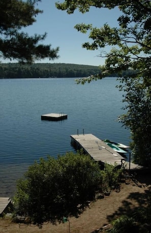 Private Quiet Retreat close to Fun Park, Movie theatre Gift Shops Art Gallery