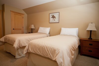 Unit #2 Harrison Chalet suites at Harrison Hot Springs