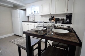 Dining Area | Seats 4