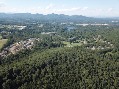 Mountain Views, Fire Pit,  Minutes From Downtown Asheville