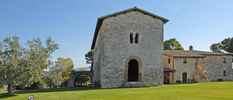 The Chapel - Sant'Antimo