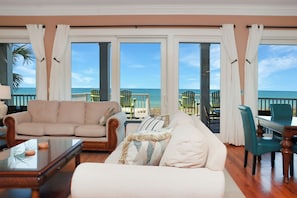 Living Room View onto Beachfront Deck