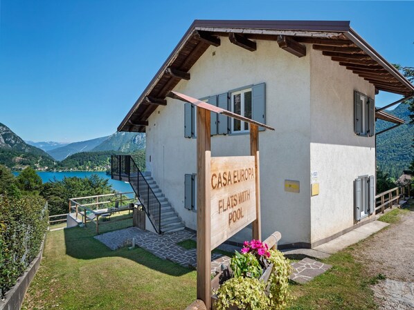 Extérieur maison de vacances [été]