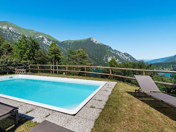 Holiday Home Swimming Pool