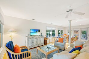 1929 Bruce Dr (4)
