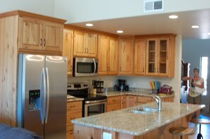 Brand new fully equipped kitchen - stainless and granite all around!