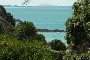 Views of nearby Cable Bay.
