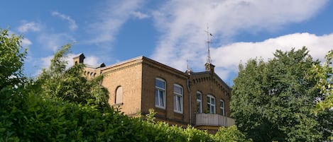 Blick auf die Südseite der Ferienwohnung