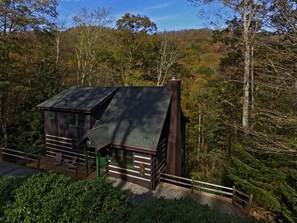 Moose Creek Lodge welcomes you!