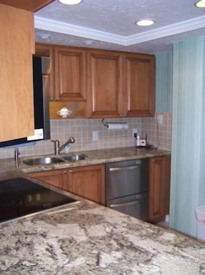 104 Kitchen Angle
