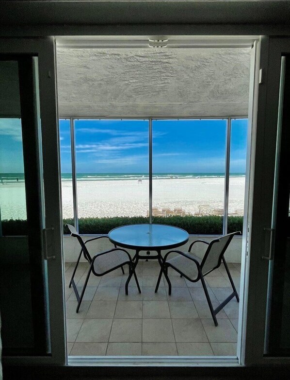 Private lanai