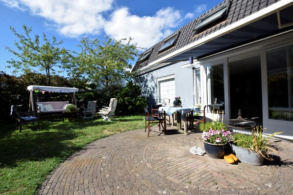 Holiday Home Exterior [summer]
