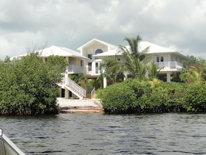 VILLA LA PALOMA  WATER VIEW