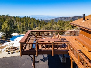 Comfortable deck with BBQ and panoramic views