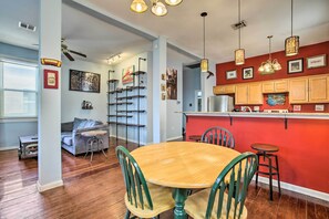 Interior | Air Conditioning | Free WiFi