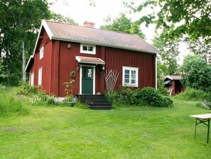 Das Ferienhaus im Sommer