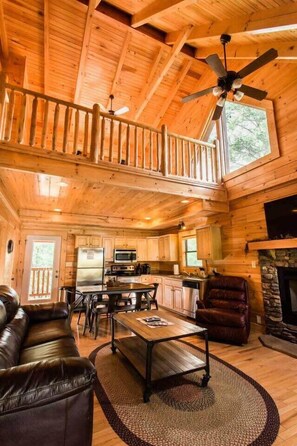 Huge Ceilings With Tons Of Hardwood!