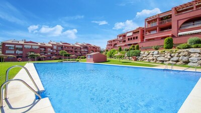Luxury Duplex Penthouse Apartment with Wifi, Pool, Gardens, Beach and Sea Views