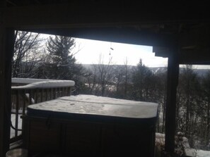 Hot tub with view of Blue Mountain Ski Area.