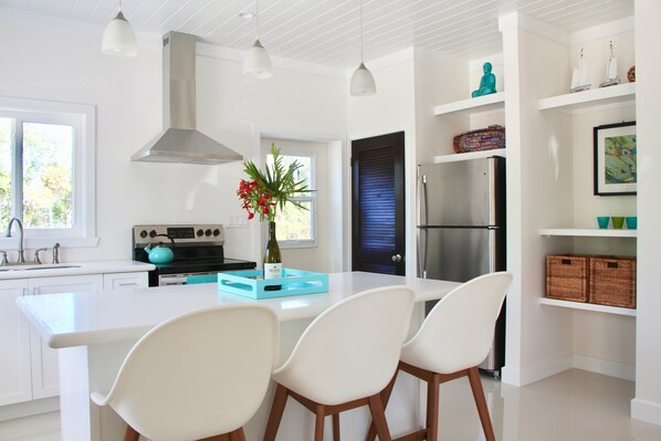 Fully equipped kitchen