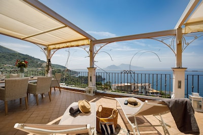 MERAVIGLIA SU CAPRI - Capri view apartment with pool on the Sorrentine Peninsula