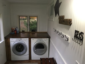 Mudroom and laundry room