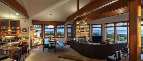 Open concept floor plan with stunning panoramic ocean views