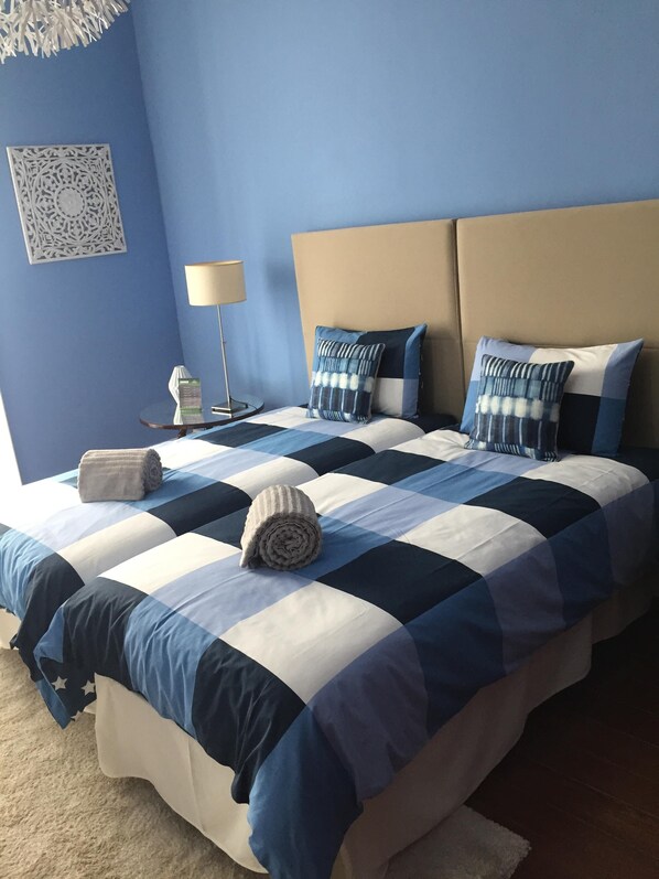 Quarto de Cama Azul