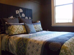 Bedroom 2 with Queen Bed, sleeps 2 