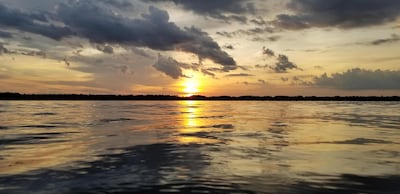 Lakefront Cabin 1 BR 1BA Beautiful Sunsets