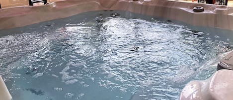 Hot Tub is a favorite by all guests and during all seasons too