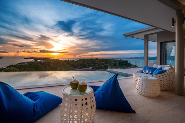 Private pool