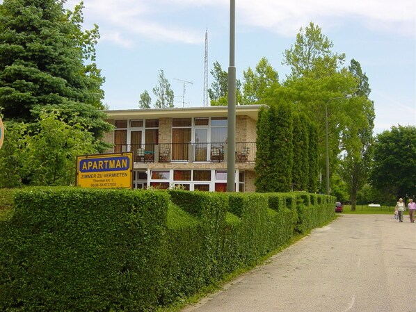 Fachada da propriedade