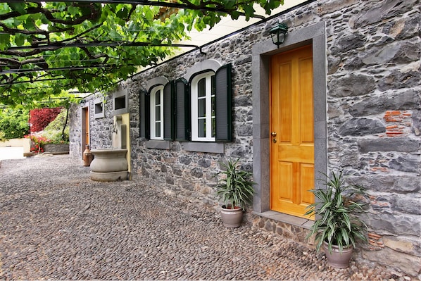 Our Madeira Character Villas And Cottages In Madeira Casa Das Vinhas