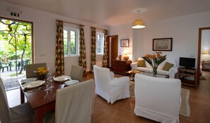 5 Our Madeira Casa Das Vinhas Living Room