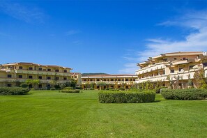 Building Exterior, Scenic View