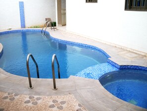 Utomhuspool