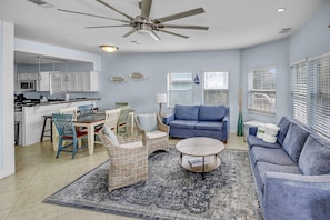 An large open-concept main floor living area
