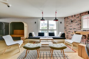 Sala de estar en el lobby
