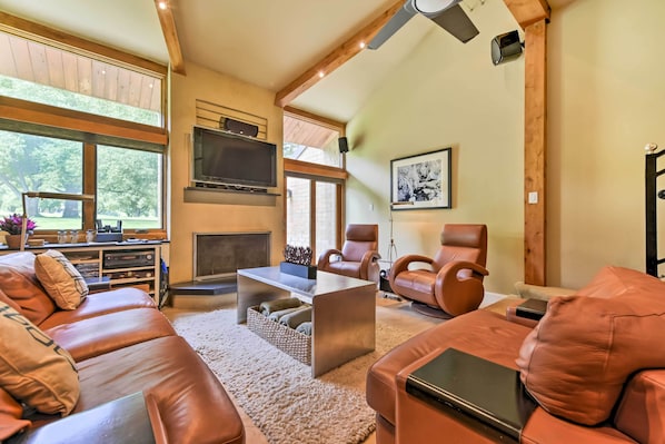 Park City Vacation Rental | 3BR | 3.5BA | Stairs Required | 1,700 Sq Ft
