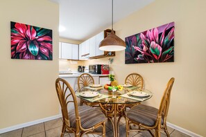 Dining Area round table