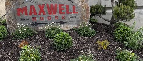 Welcome to Maxwell House!