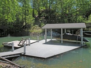 Dock