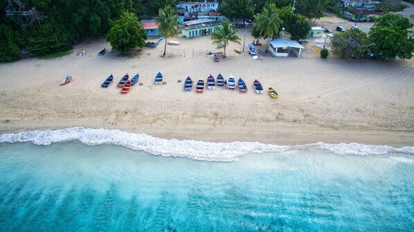 Cocoloba has a privilege location right at Crash Boat beach.